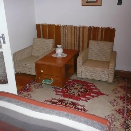 Ildiko House Ferienhaus *